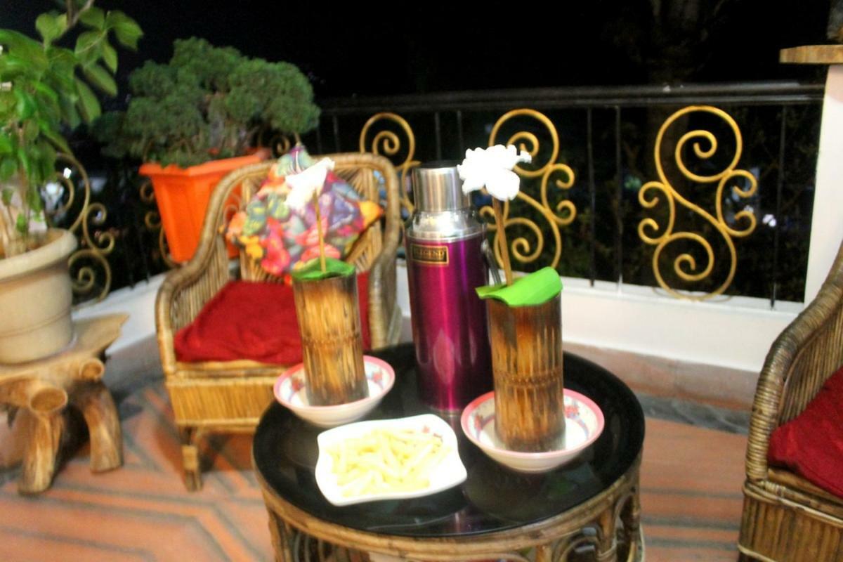 Mansarover Home Stay 칼림퐁 외부 사진