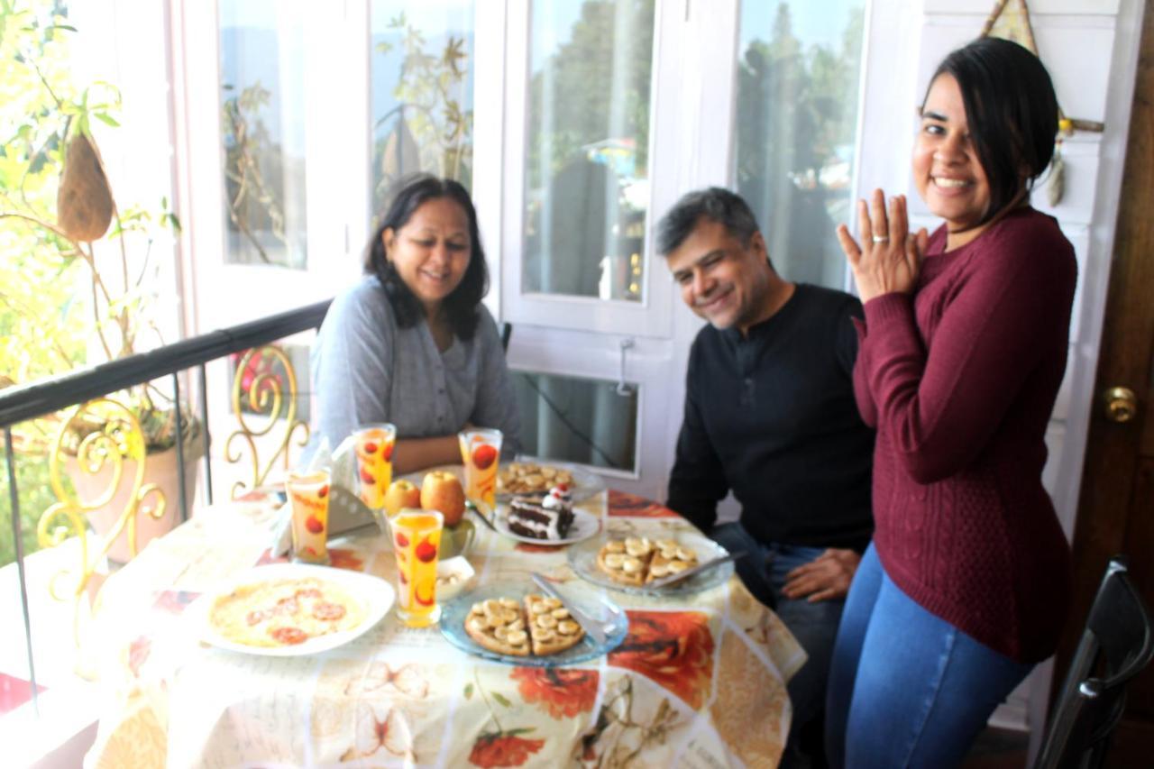 Mansarover Home Stay 칼림퐁 외부 사진